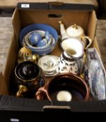 A collection of various pottery to include Wedgwood jasperware, 1950s pottery, plates etc