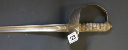 1897 Pattern Infantry Officers sword with damage to grip