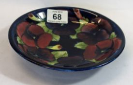 Moorcroft Plate decorated with Pansys , diameter 18cm