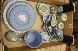 Tray of Wedgwood Jasperware to include Green and Blue Plates, Dishes, Planters, Queensware etc (22)