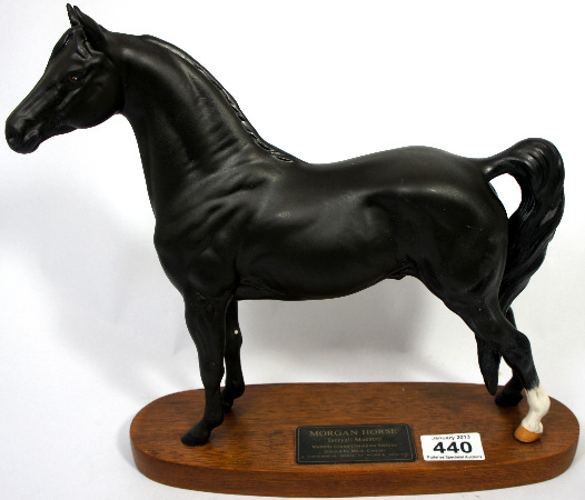 Beswick Connoissuer Morgan Stallion Horse 2605 on wood plinth