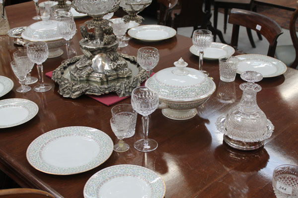 Extensive late nineteenth century Continental porcelain dinner service with gilt, red, blue and