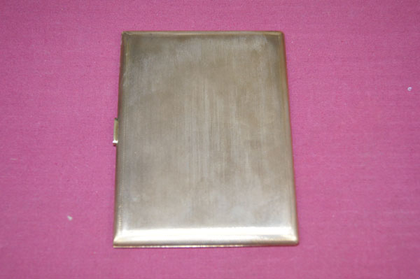 Good quality gold (9ct) cigarette case with engine-turned decoration, by Garrard & Co. Ltd.,