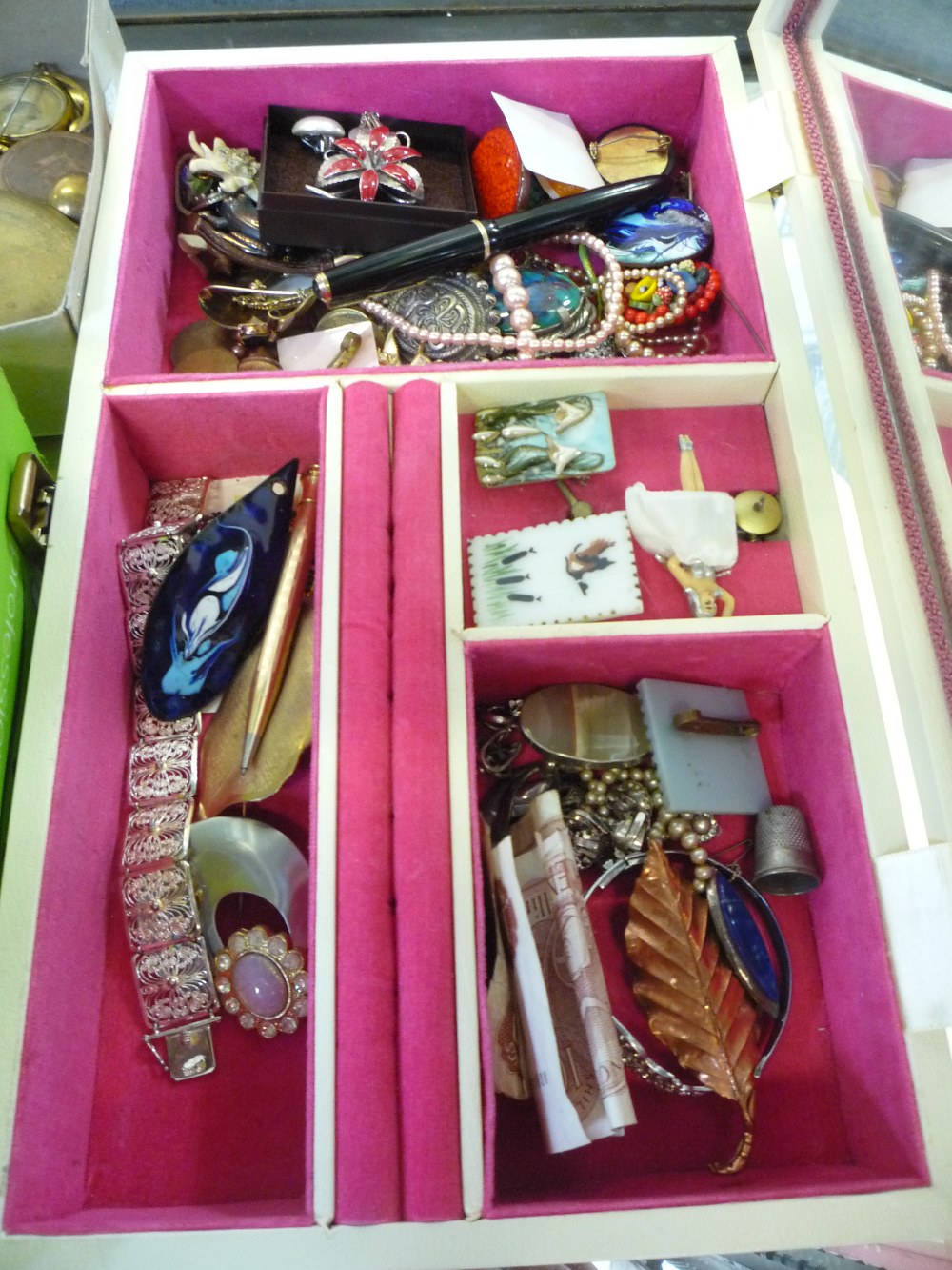 A JEWELLERY BOX WITH MIXED COSTUME JEWELLERY, etc
