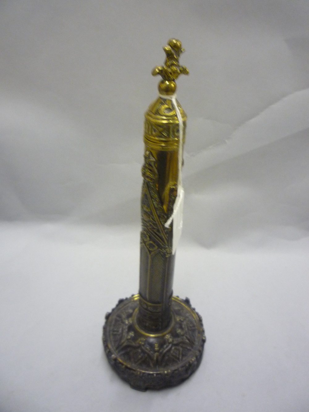 A William IV brass days patent face screen of Gothic Revival design, full height 45cm (silk s.d.)