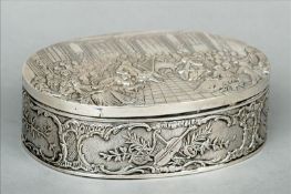 A 19th century Hanau silver oval box, hallmarked George Roth & Comp. (Hanauer Silverwaren-