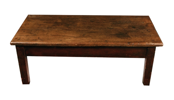 Eighteenth-century oak low table, of rectangular form 120 x 59 cm.