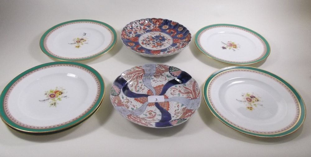 Two Japanese Imari fluted plates and a set of five Victorian painted floral dessert plates