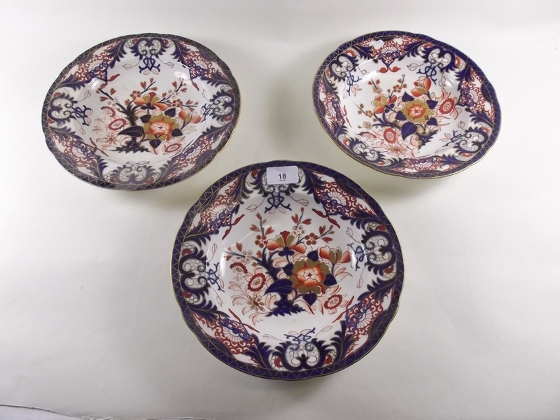 Three early 19th century Derby bowls decorated Imari style floral decoration