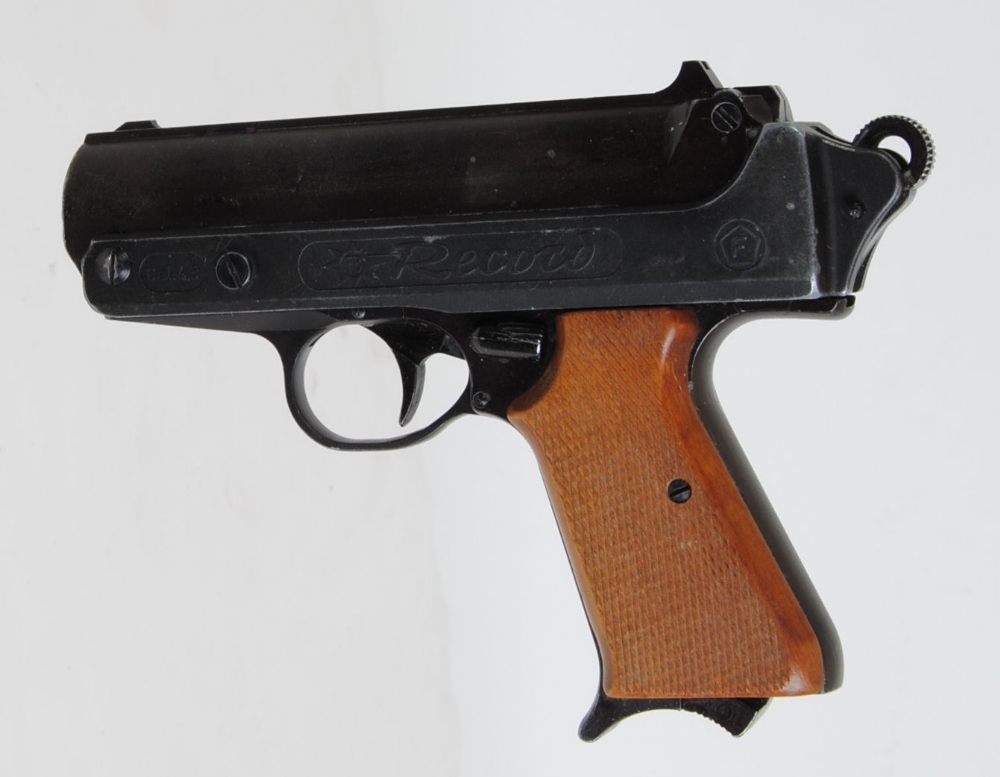 .177 Record air pistol with brown chequered grips
