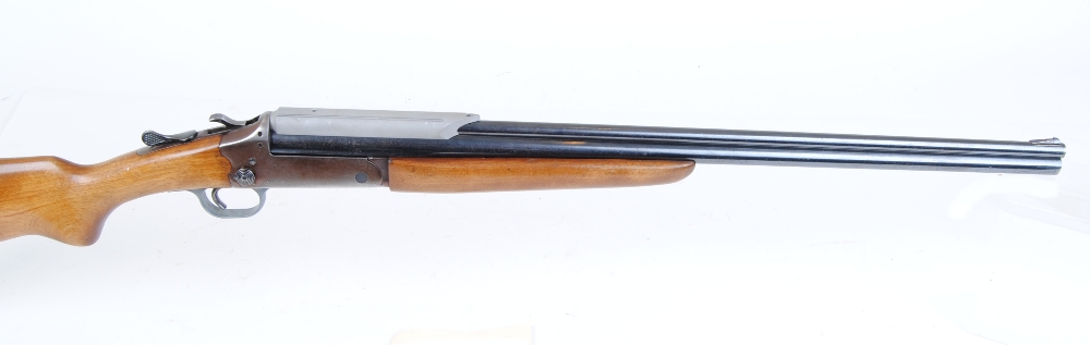 .22/.410 Savage Model 24, combination over and under, 24 ins barrel, 14,1/4 ins stock, no.7B. This