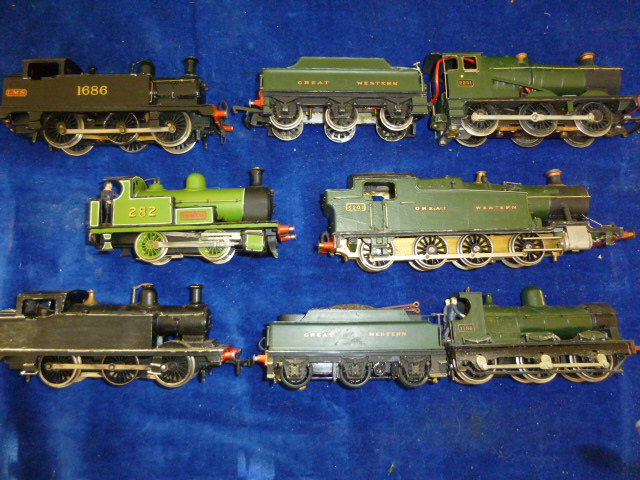 Kit-built 00 Gauge 2-rail electric White metal steam outline Locomotives: consisting of GWR green