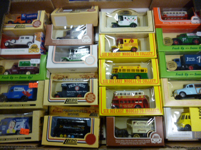 Lledo Days Gone, sixty commercial vehicles, in original boxes, E-M, boxes VG-E (60)