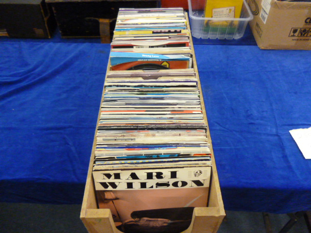 A collection of approx 250 singles, mainly 80`s, various condition and genre (parcel)