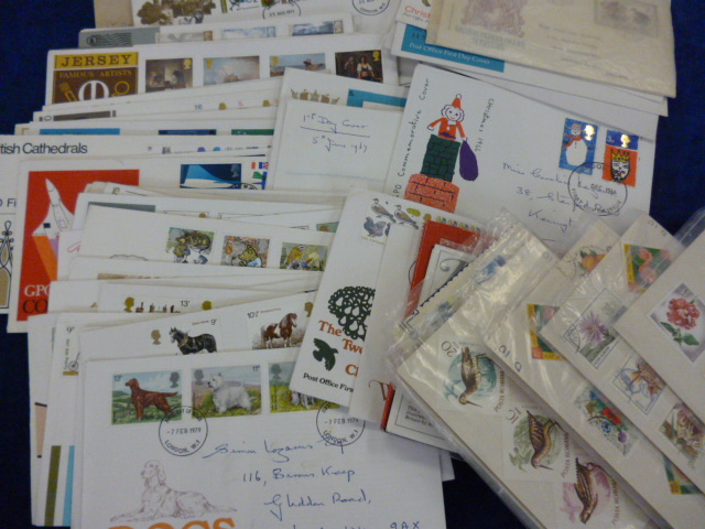 A collection of 100+ GB First Day covers plus a few other stamps, mostly 1960s onwards (parcel)