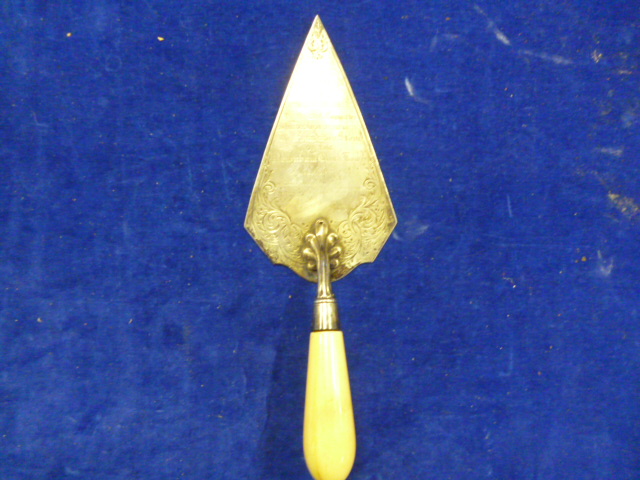 An 1875 Victorian silver trowel with Barnard & sons makers mark (1) NO LIVE BIDDING FOR THIS SALE