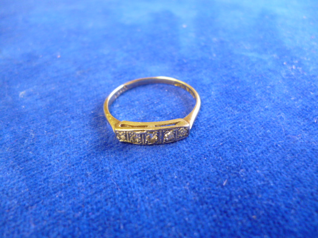 A five stone diamond ring, in 18ct gold NO LIVE BIDDING FOR THIS SALE