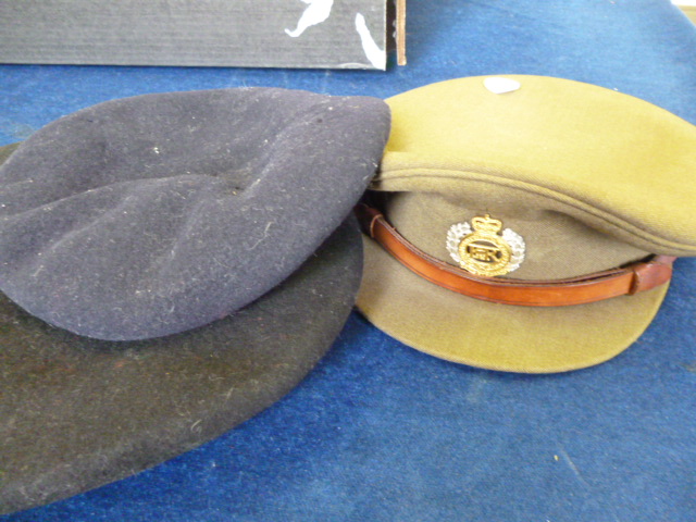 Militaria, A Royal Engineers peek cap, together with a Boinas Elosegui Beret and another (3) NO LIVE