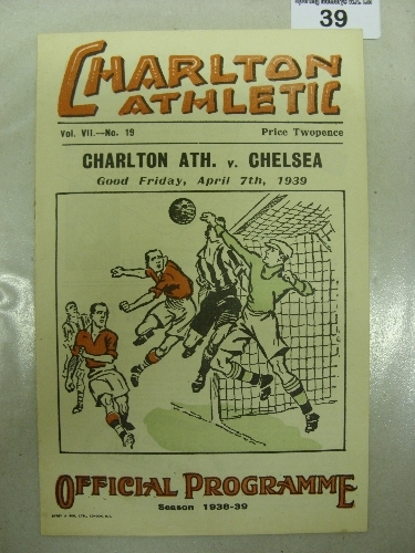 1938/39 Charlton v Chelsea, a programme from the game played on 07/04/1939.