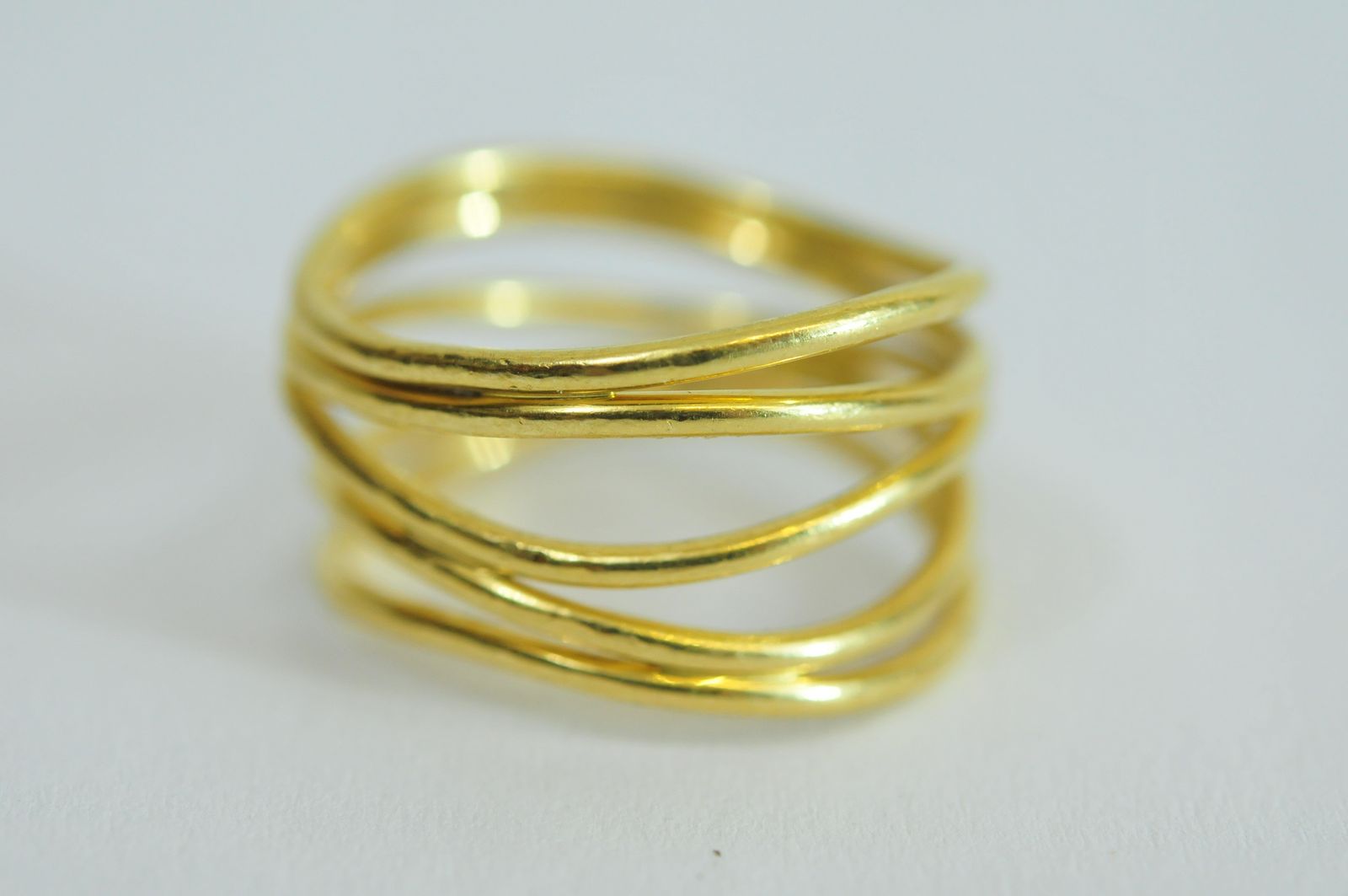 A ladies 18ct yellow gold five band wirework ring by Tiffany & Co.