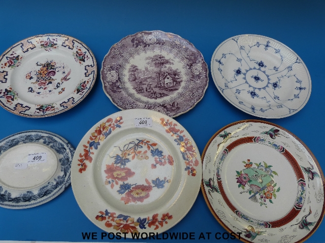 A collection of five plates including Minton, Copenhagen, Chamberlains, Worcester and an early