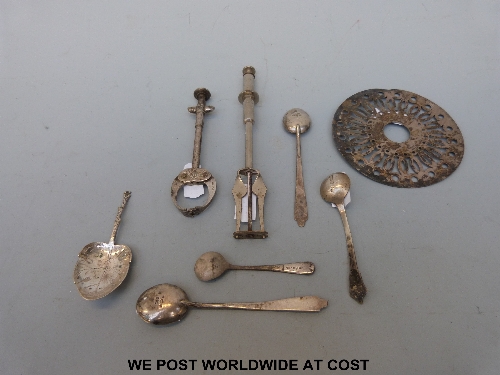 A collection of silver items to include spoons, pickle fork, circular pierced plaque etc, approx