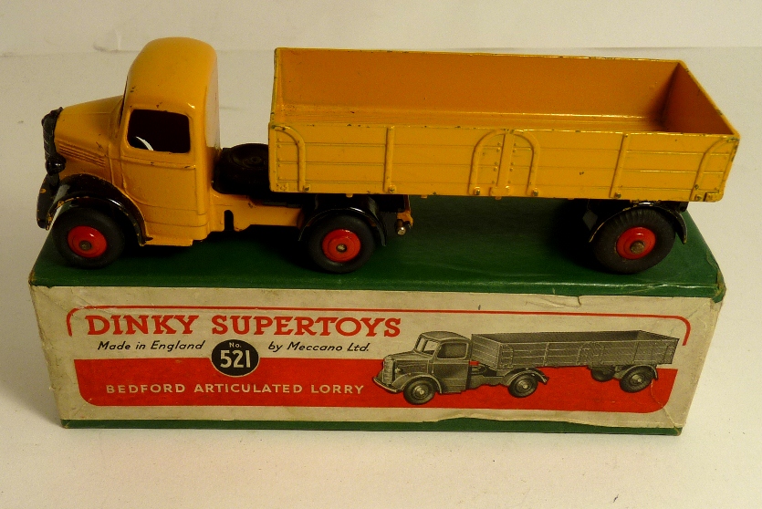 DINKY SUPERTOYS - 521 Bedford Articulated Lorry, yellow with red hubs, black wheel arches, in