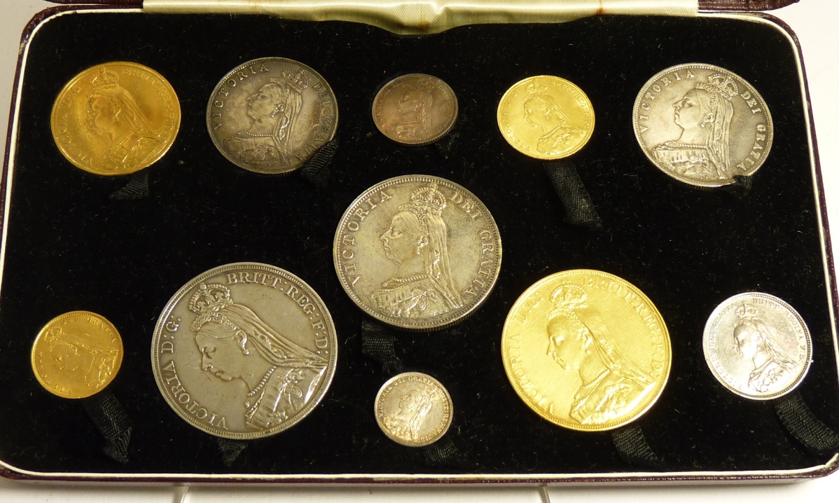 VICTORIA - 1887 GOLD AND SILVER SPECIMEN SET gold £5 to 3d, 11 coins in early 20th Century fitted