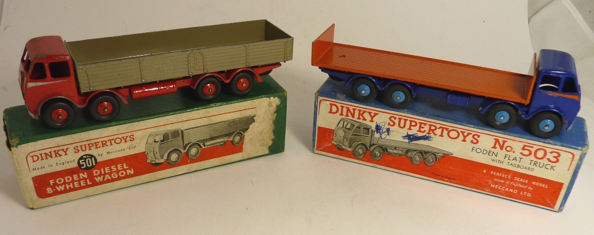 DINKY SUPERTOYS - 501 Foden 8-Wheel Wagon, red/fawn in green, labelled box together with a 503 Foden