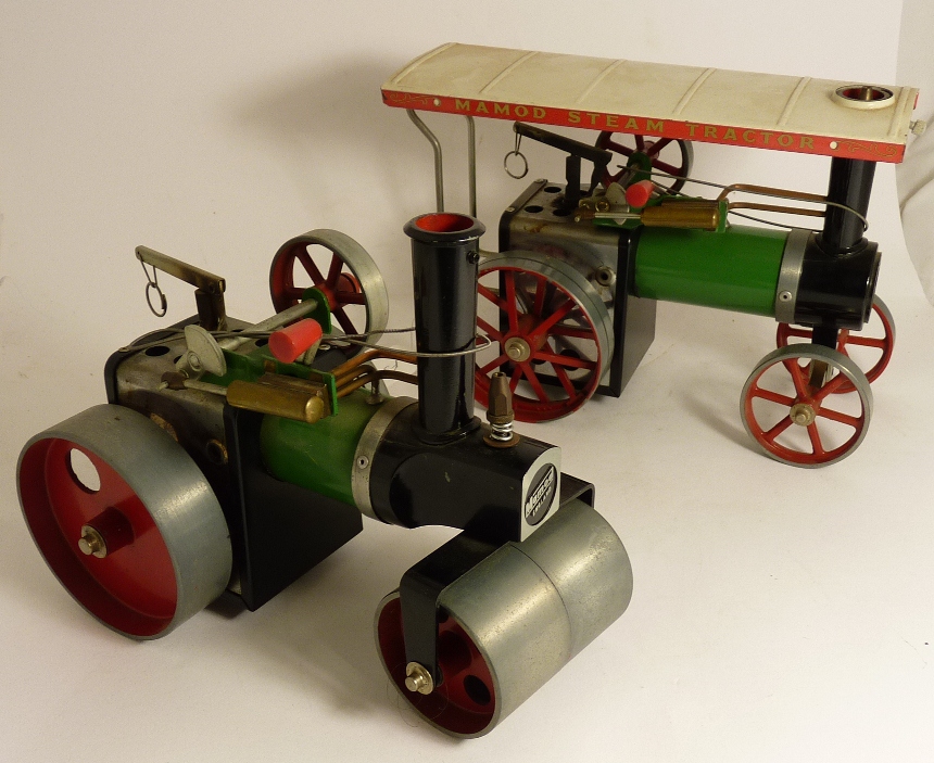 A Mamod live steam Road Roller together with a Mamod Steam Tractor, both unboxed (2) ++both lack