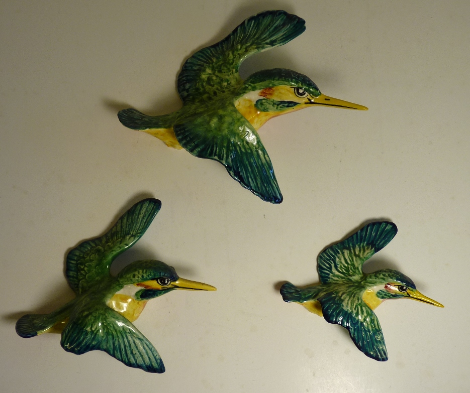 A set of three Beswick graduated flying kingfishers impressed 729-1 (3)