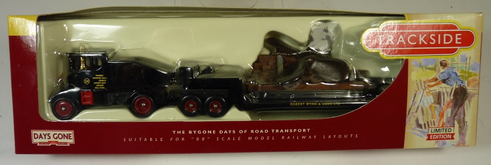 Days Gone Trackside - limited edition Wynn`s low loader with propeller load, in box ++mint/boxed