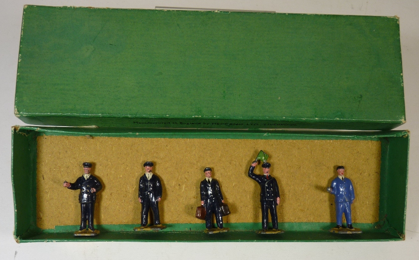 DINKY TOYS - A930 Station Staff, five figures in original green box ++lacks inner card, figures with