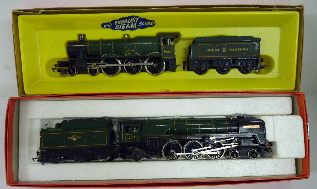 HORNBY - R552 BR 4-6-2 loco Oliver Cromwell no.70013, green, in box together with R759 GWR 4-6-0