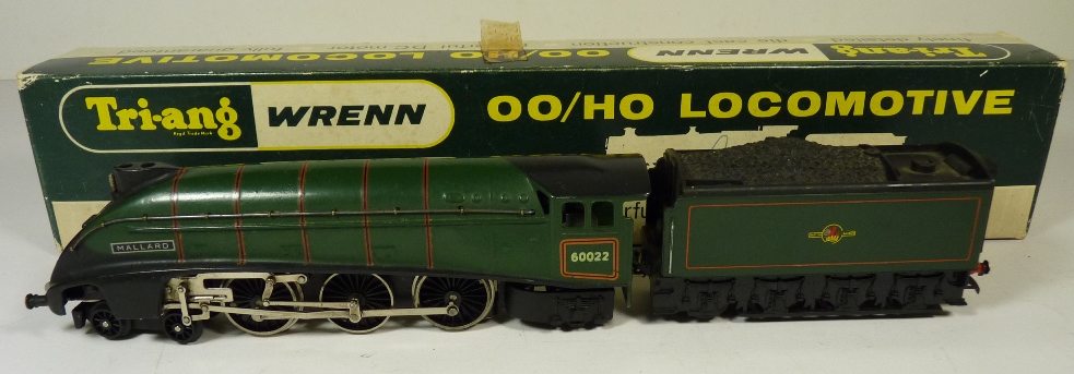 WRENN - W2211 BR 4-6-2 loco Mallard no.60022, green, in box ++good