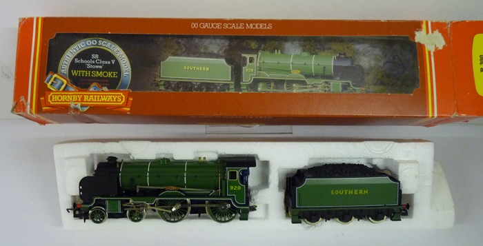 HORNBY RAILWAYS - R380 Southern 4-4-0 loco Stowe no.928, malachite, boxed ++loco near mint, box with