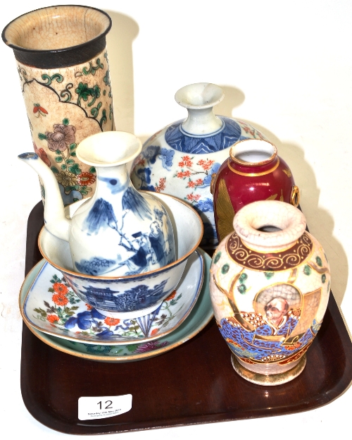 Arita vase, Chinese bowl, two saucers, three vases and a wine pot (8)