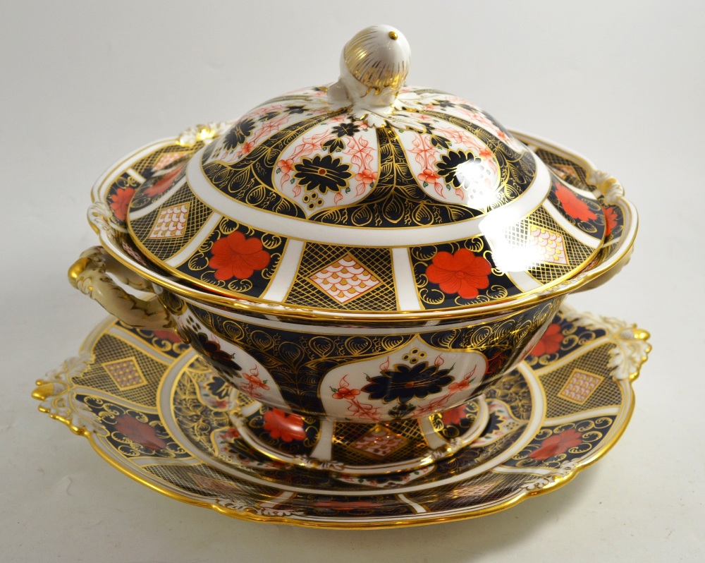 Royal Crown Derby Imari pattern 1128 tureen with cover and stand