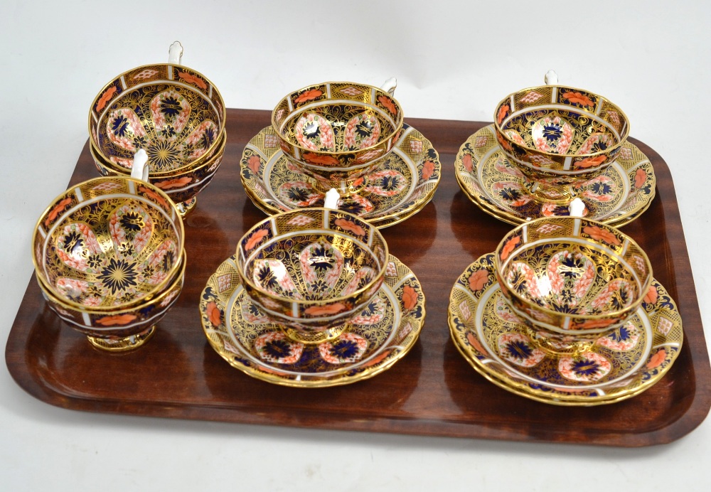 Eight Royal Crown Derby cups and saucers, 9021 pattern