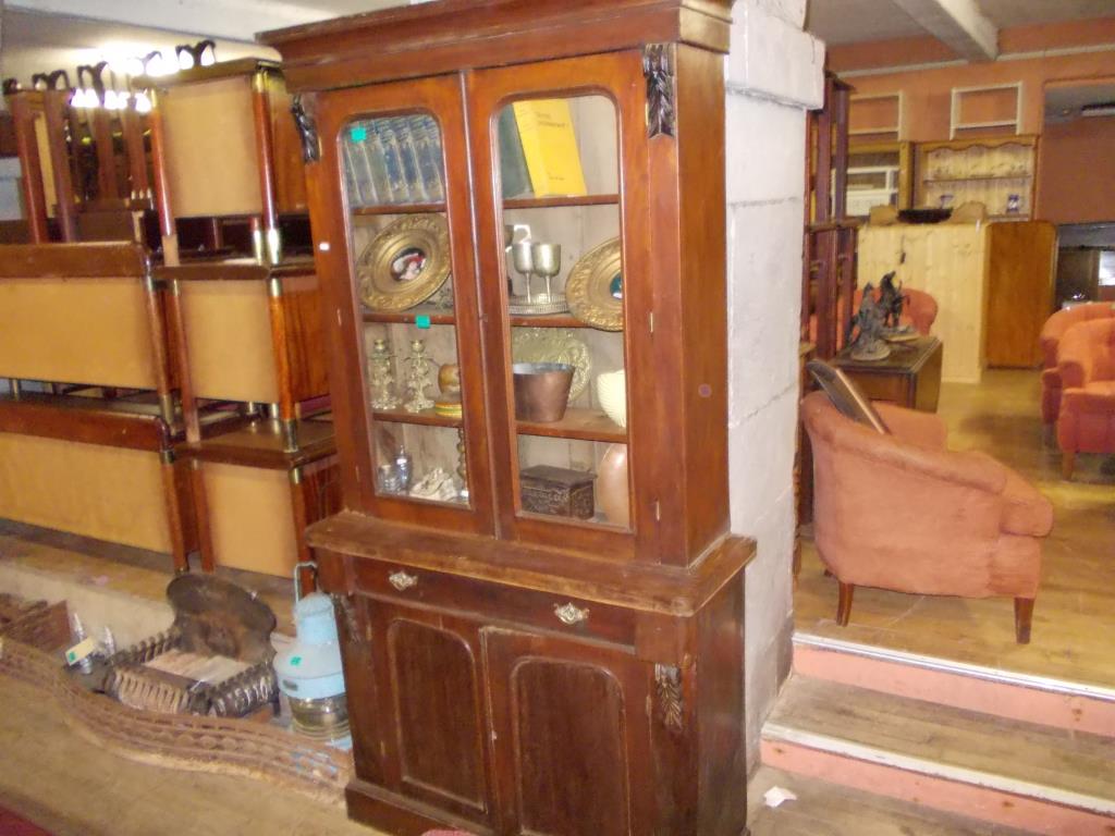 Edwardian Walnut 2 door Bookcase