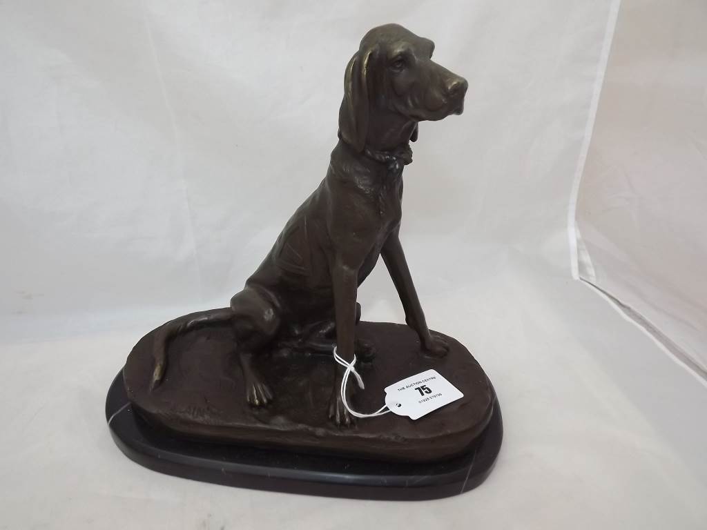 A hot cast bronze in the form of a red setter hunting dog set on an Italian marble base 26cm (h)