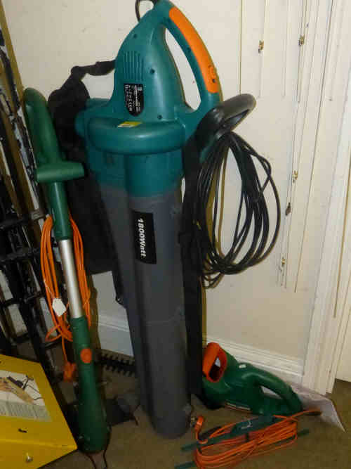 Black and Decker Hedge Trimmer and Garden Strimmer and Power Base 1800 watt Blower/Vacuum