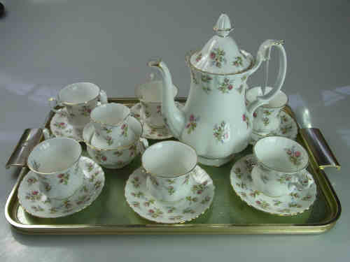 Royal Albert 'Winsome' Fifteen Piece Coffee Service