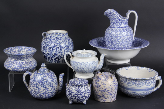 "(9 PCS) SPONGEWARE - MIsc 19th c Stoneware, inc: Pitcher & Bowl, (2) Teapots, Bean Pot w/ lid,