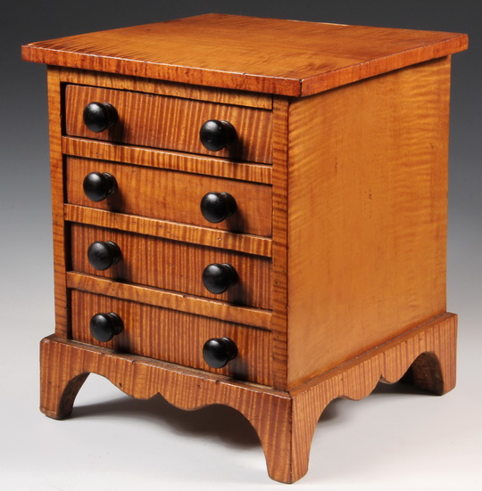 MINIATURE DRESSER - Federal Period Miniature four-drawer bracket base tiger maple dresser, with