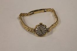 A 9ct gold Lady's Marvin wrist watch, 15.2g gross. CONDITION REPORT: Good condition.