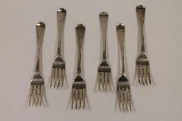 Six silver dessert forks, 228.6g. (6) CONDITION REPORT: Five are London 1823, one  1803.