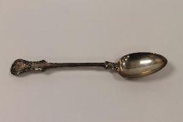 A silver serving spoon, London 1862, length 31 cm. CONDITION REPORT: Good condition.