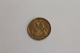 A gold Sovereign - 1892. CONDITION REPORT: Good condition.