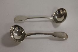 A pair of silver ladles, London 1853. (2) CONDITION REPORT: Good condition.